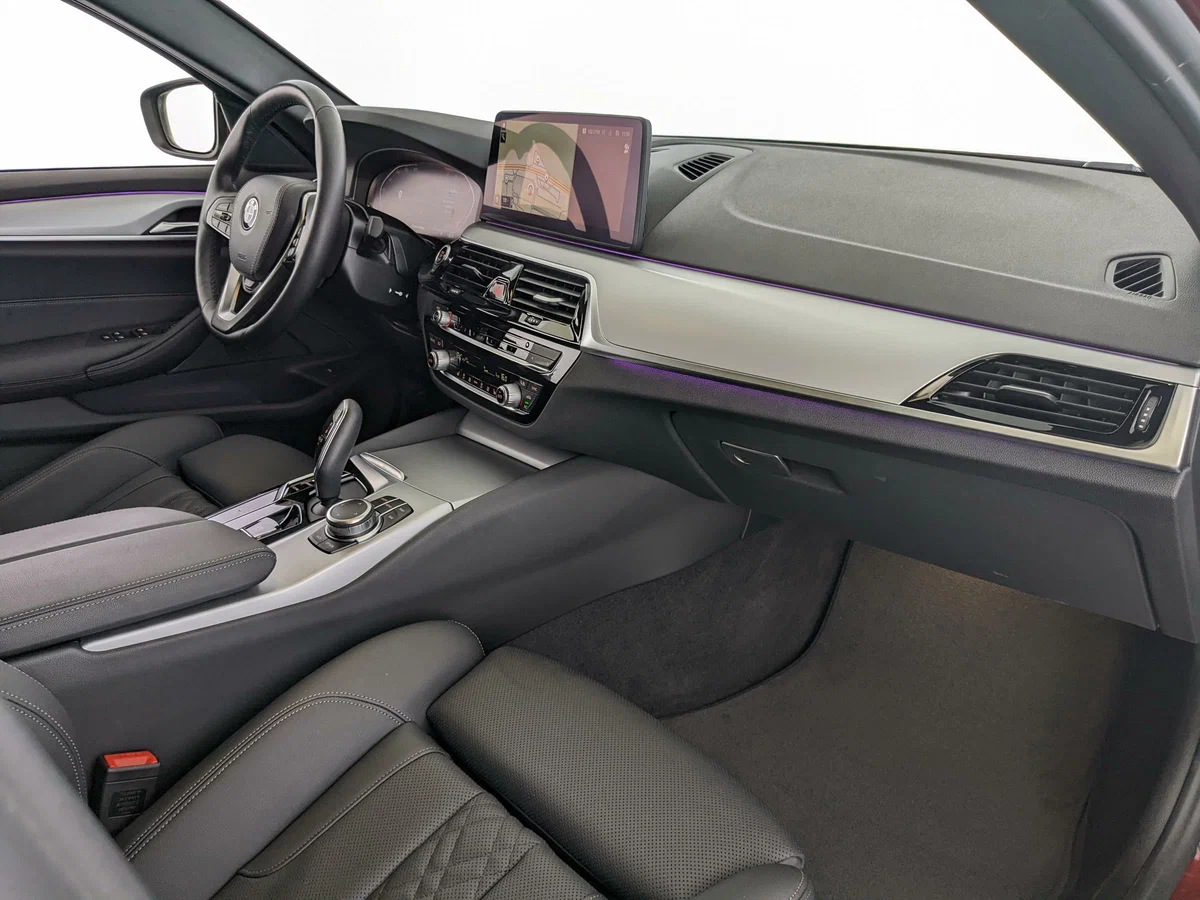 Прокат BMW 5 в Санкт-Петербурге