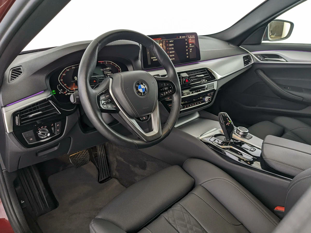 Прокат BMW 5 в Санкт-Петербурге