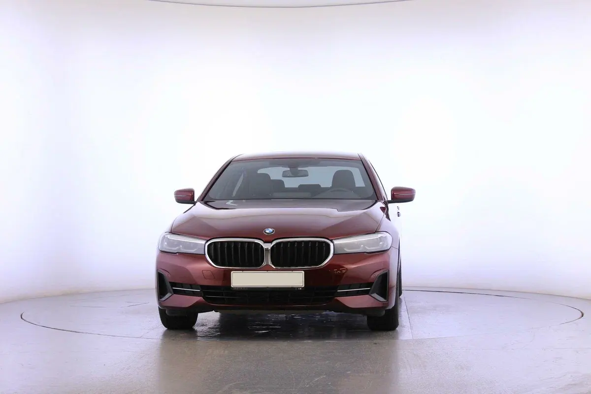 Прокат BMW 5 в Санкт-Петербурге