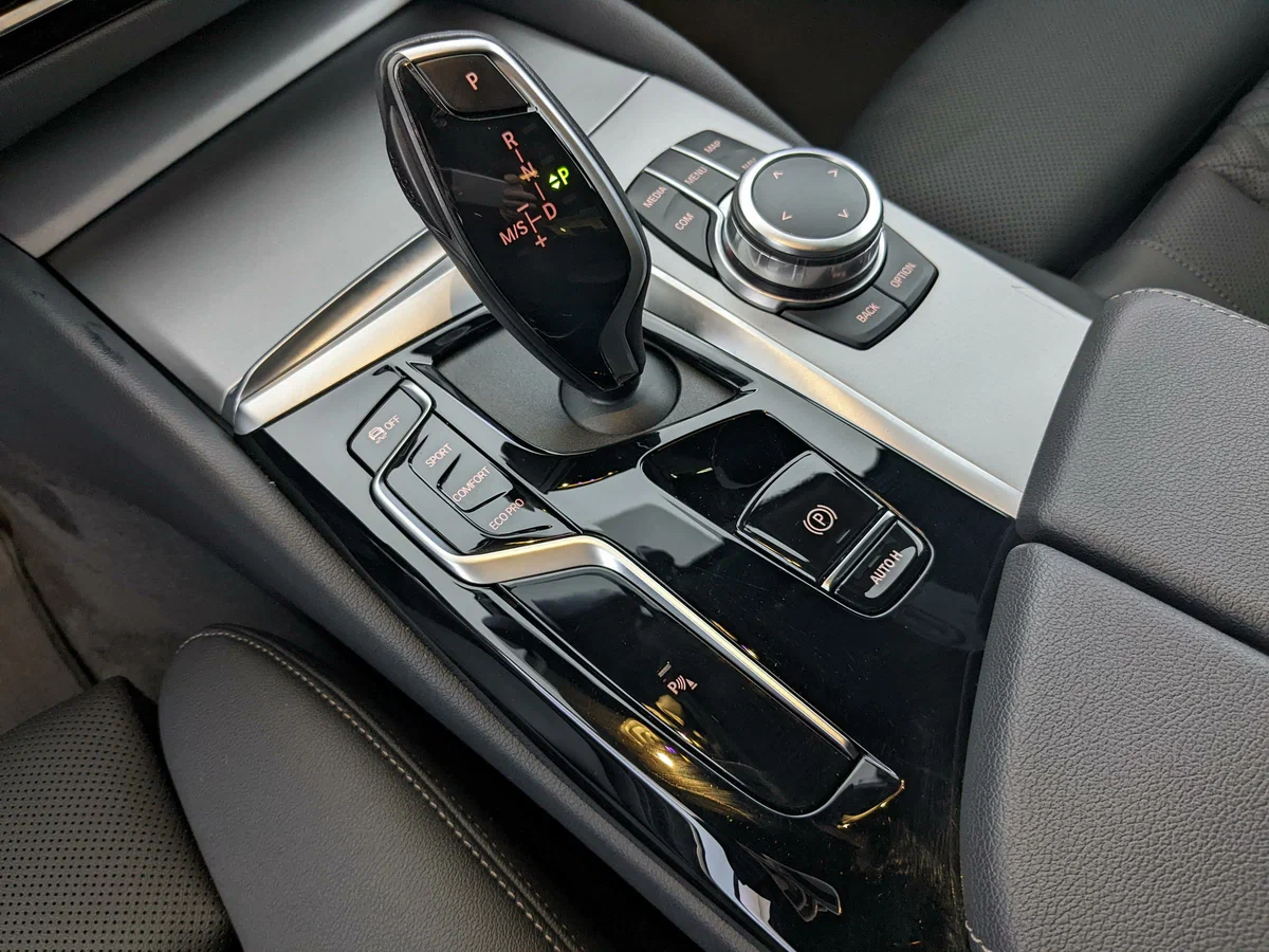 Прокат BMW 5 в Санкт-Петербурге