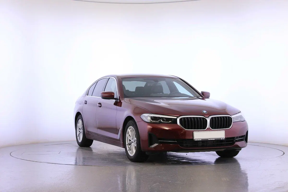 Прокат BMW 5 в Санкт-Петербурге
