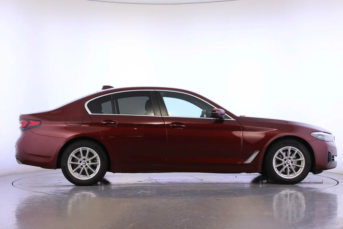 Прокат BMW 5 в Санкт-Петербурге