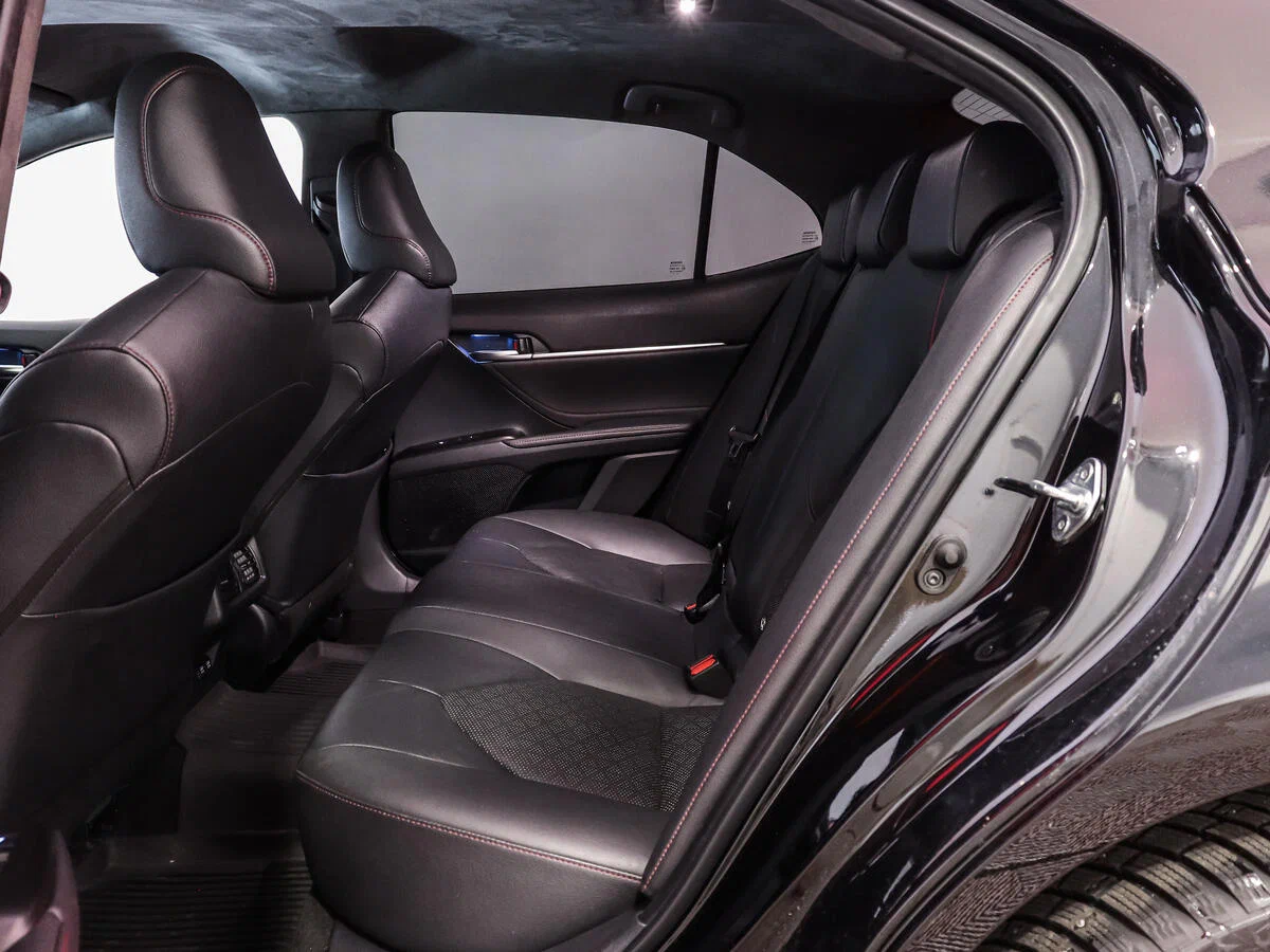 Прокат Toyota Camry в Санкт-Петербурге