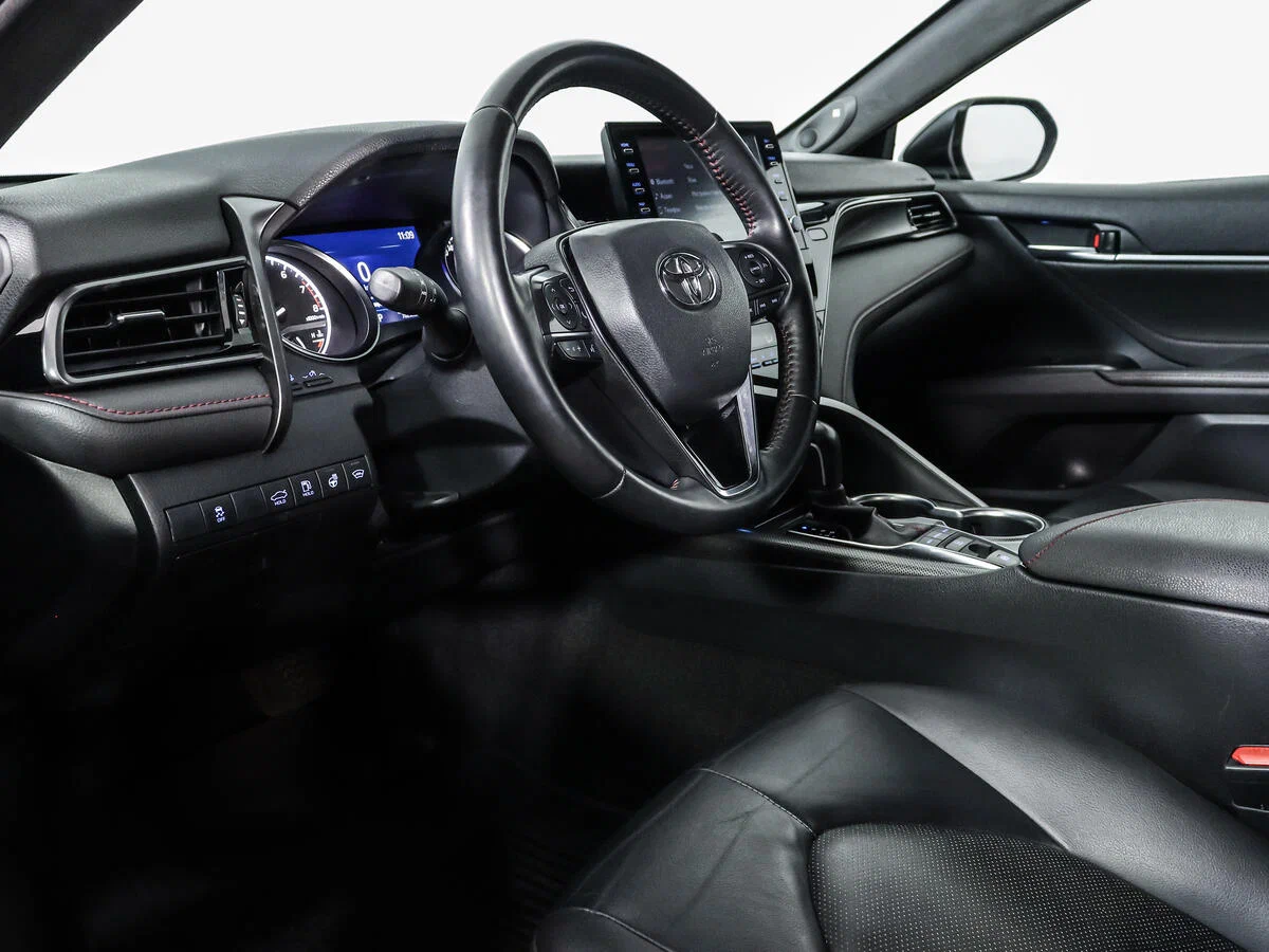 Прокат Toyota Camry в Санкт-Петербурге