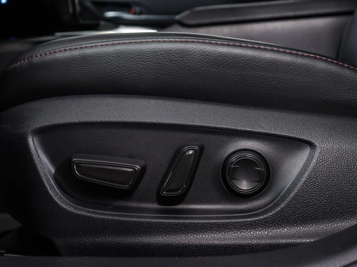 Прокат Toyota Camry в Санкт-Петербурге
