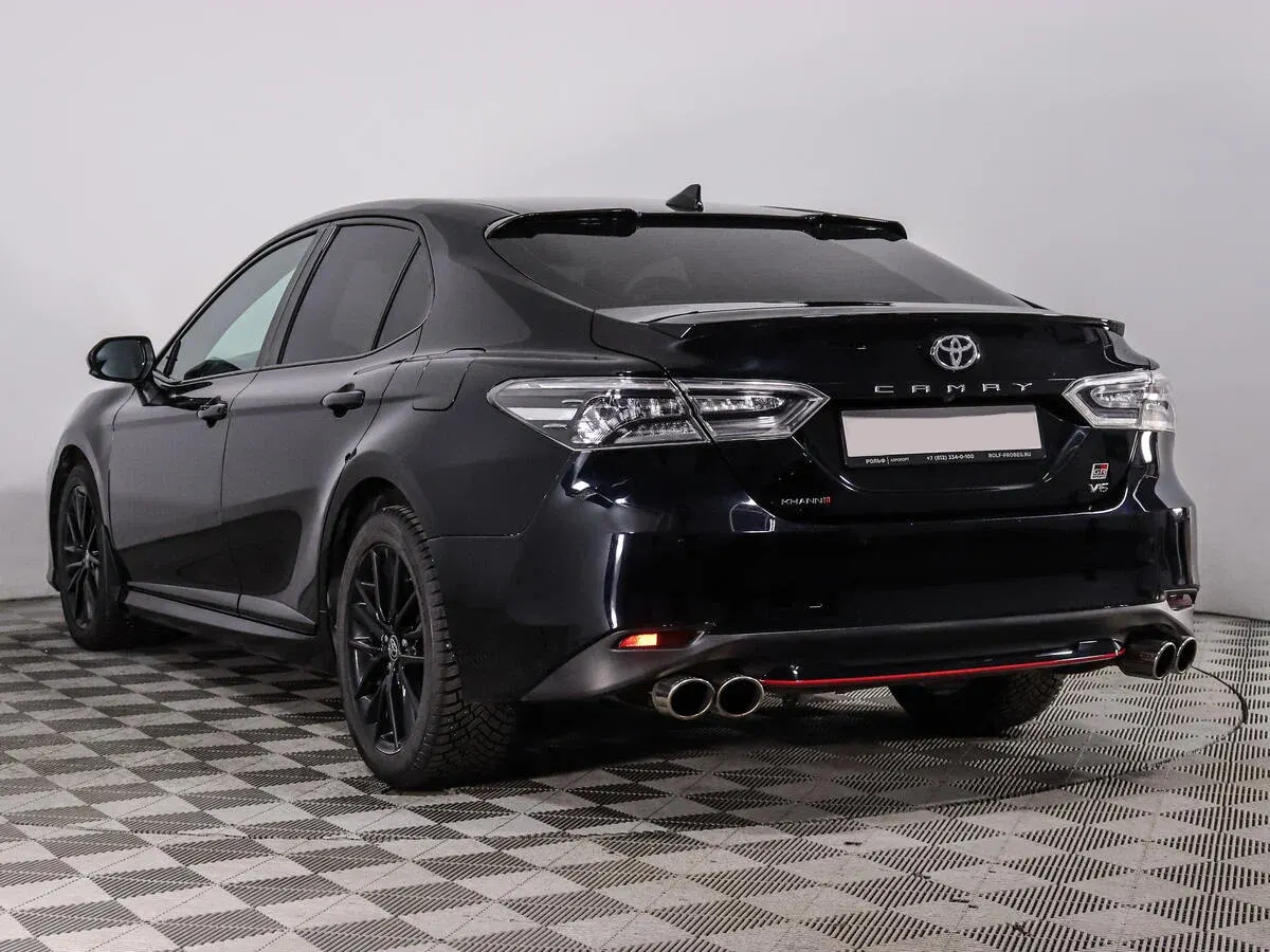 Прокат Toyota Camry в Санкт-Петербурге
