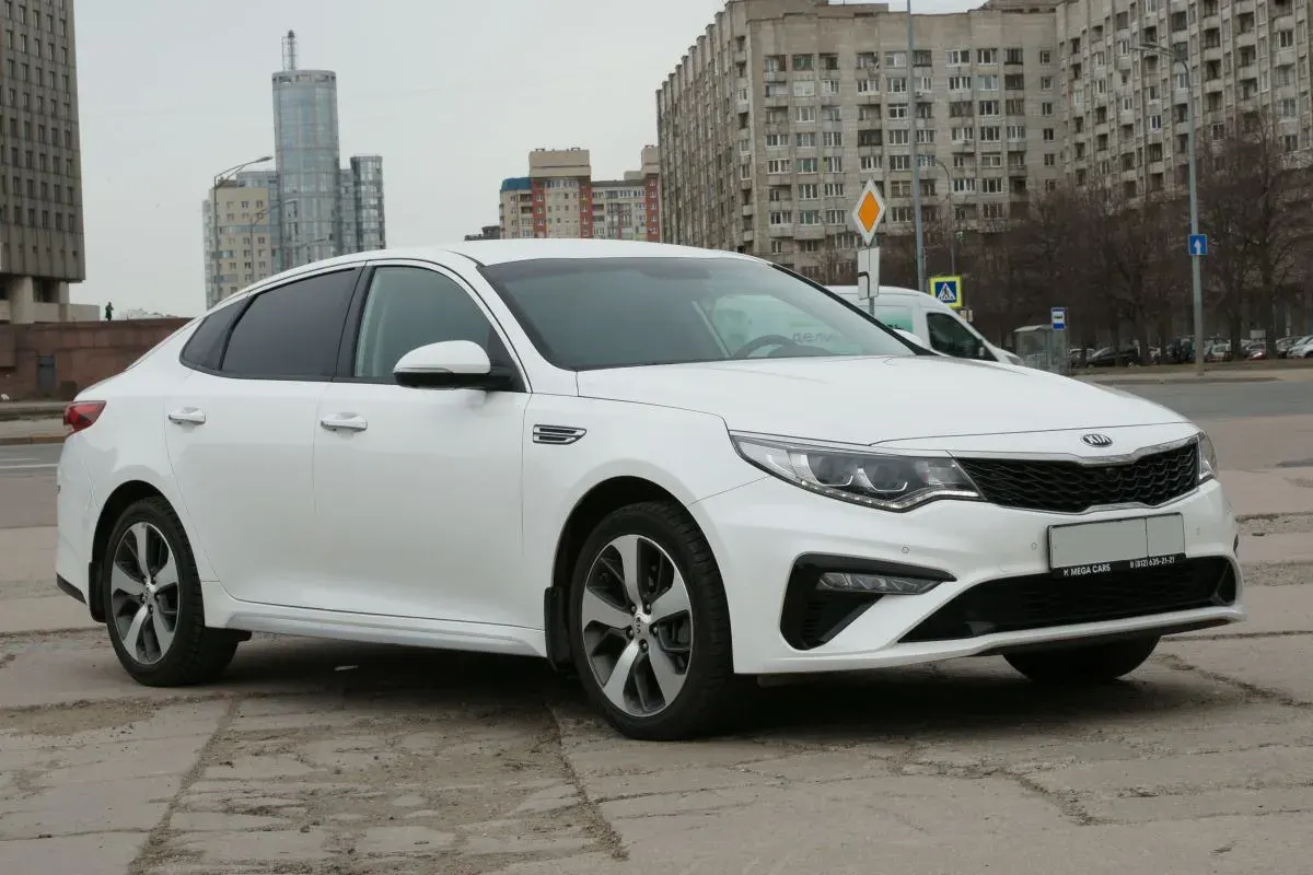 Прокат Kia Optima в Санкт-Петербурге