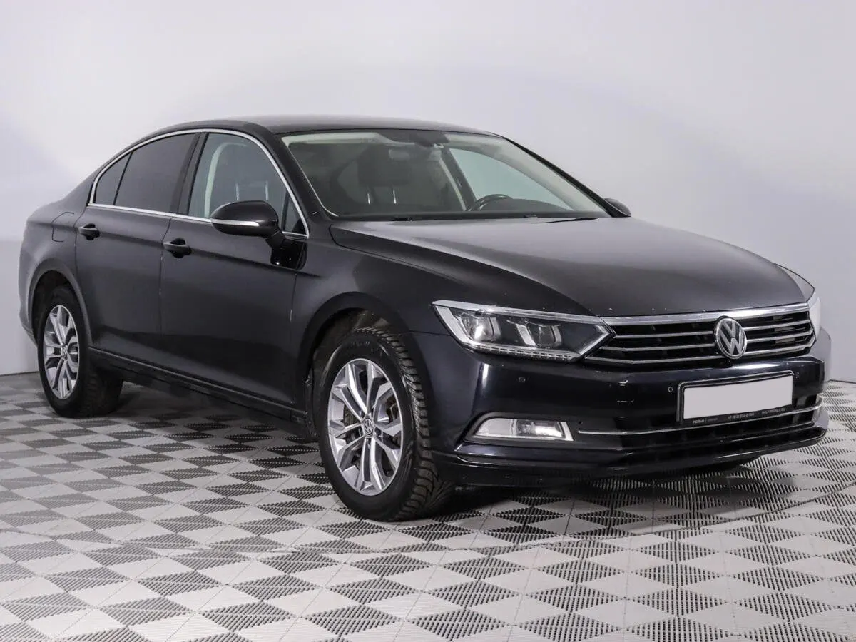 Прокат Volkswagen Passat в Санкт-Петербурге